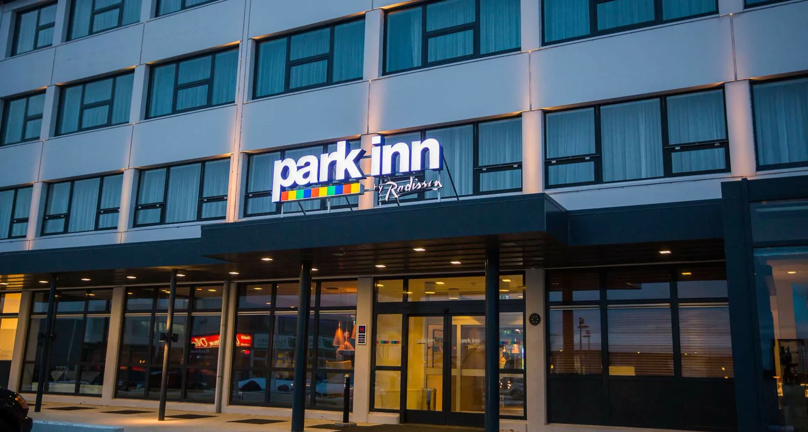Park Inn by Radisson Reykjavik Keflavík Airport